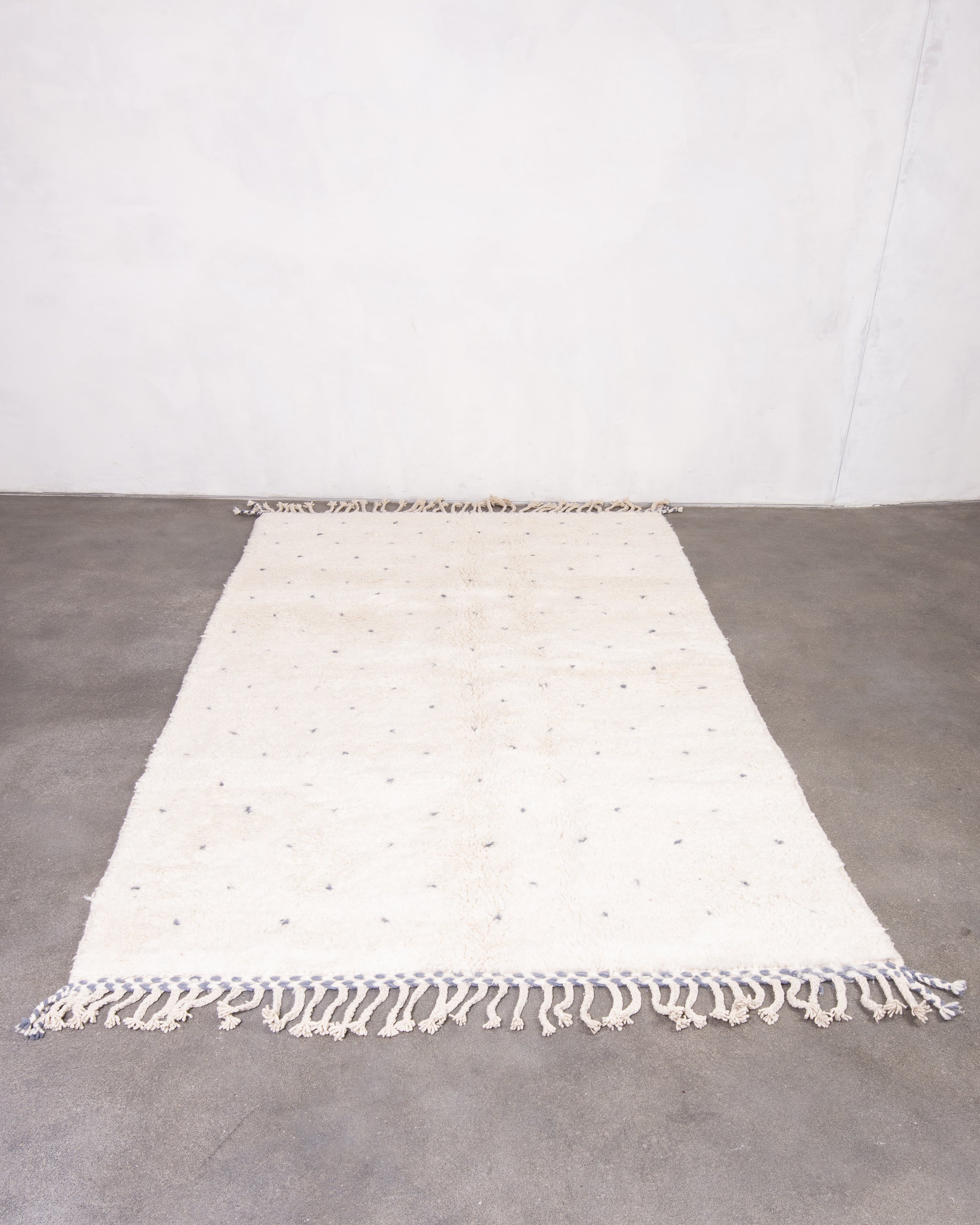 Modern designer handcrafted Berber rug from morocco Beniourain with beautiful colors and patterns
